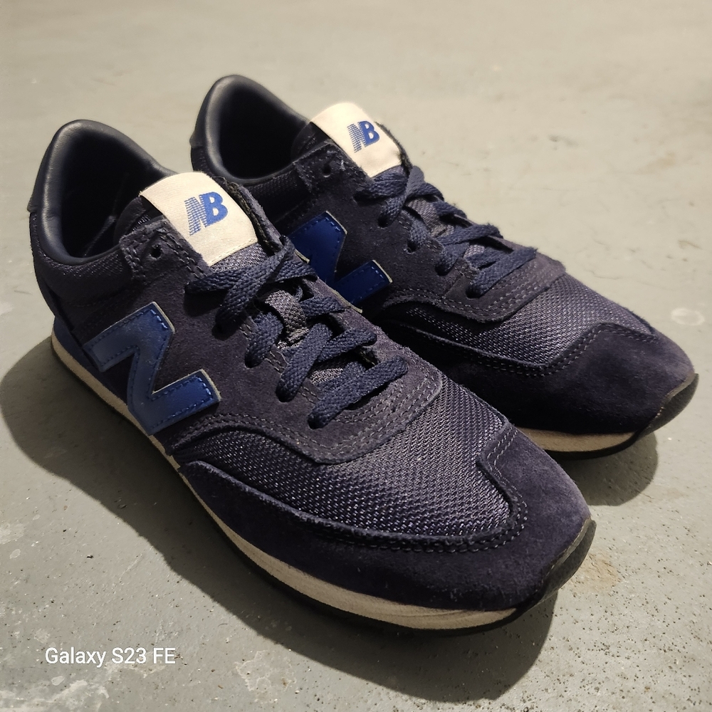 New Balance 620 - Picture 2 of 8